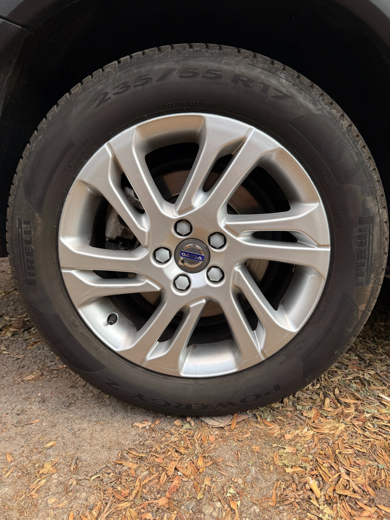 Гуми с джанти Pirelli 235/55R17