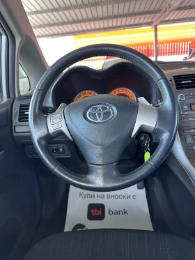 Toyota Auris 1.6i - РЕАЛНИ КИЛОМЕТРИ , снимка 12