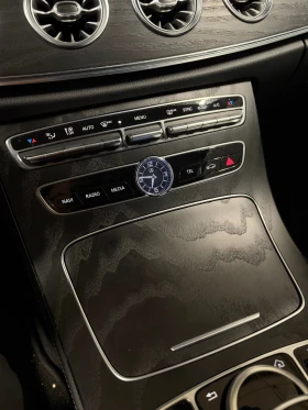 Mercedes-Benz E 220, снимка 9