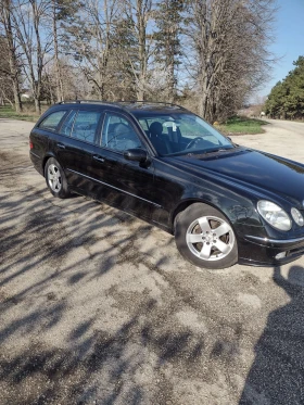  Mercedes-Benz E 270