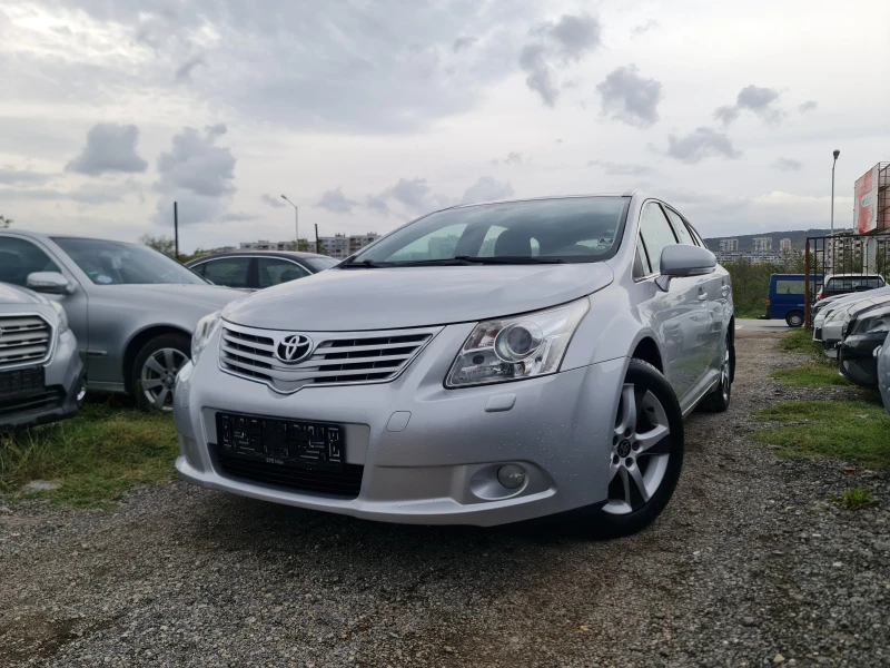 Toyota Avensis КАТО НОВА, снимка 1 - Автомобили и джипове - 47338575