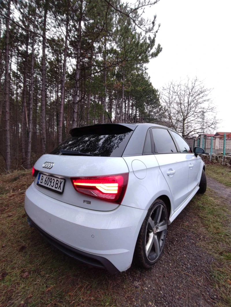 Audi A1 Sportback S-line, снимка 7 - Автомобили и джипове - 47520335