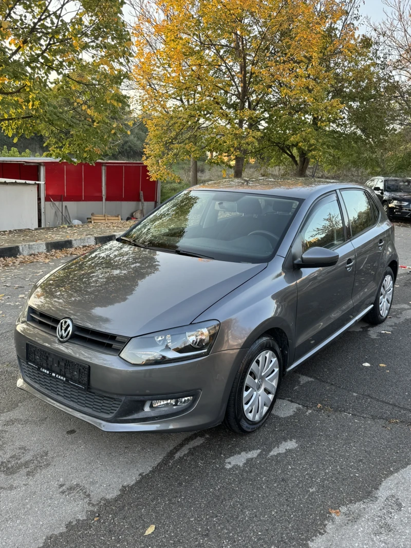 VW Polo 1.2i-Фабрична ГАЗ* ЛИЗИНГ* ТОП СЪСТОЯНИЕ* , снимка 1 - Автомобили и джипове - 47730395