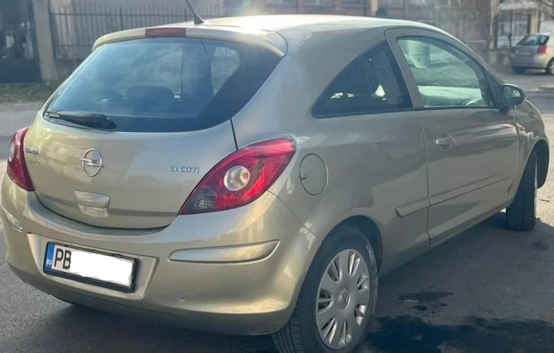 Opel Corsa 1.3 ЦДТИ, снимка 3 - Автомобили и джипове - 47986717