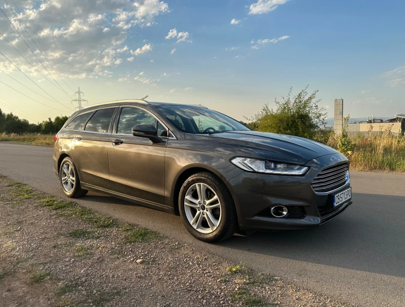 Ford Mondeo KEYLESS/КАМЕРА/SYNC/CAR PLAY/DYNAMIC LED/AMBIENT, снимка 2 - Автомобили и джипове - 49171730