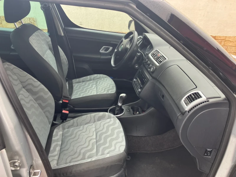 Skoda Roomster 1.2-LPG, снимка 6 - Автомобили и джипове - 49334548