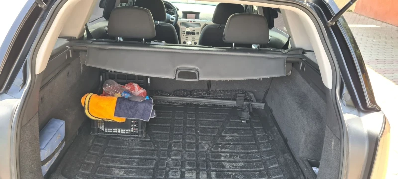 Opel Astra 1.7cdti ecotec, снимка 7 - Автомобили и джипове - 51601741