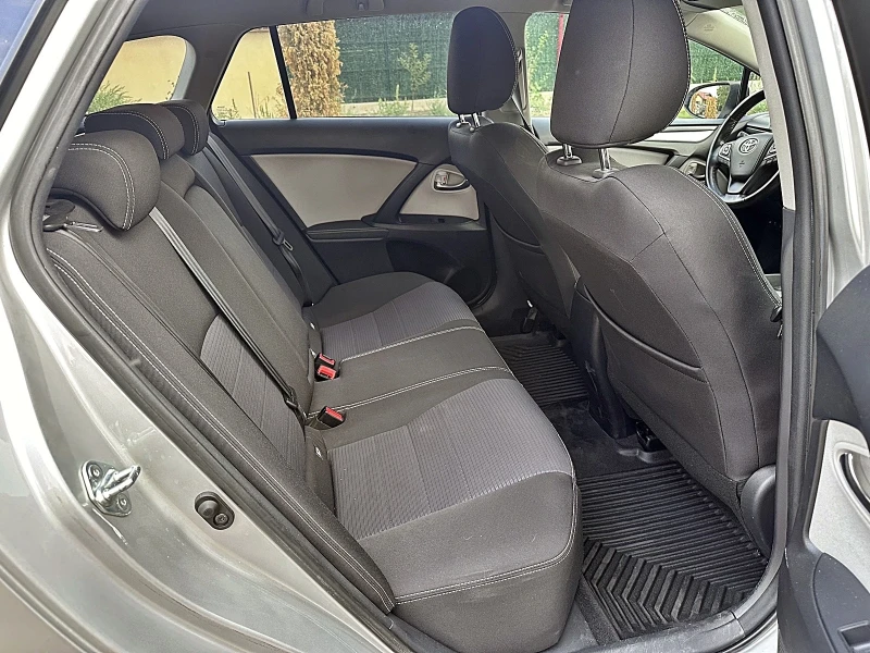 Toyota Avensis LPG!!! 1.8 Valvematic (147 Hp) , снимка 10 - Автомобили и джипове - 52487726