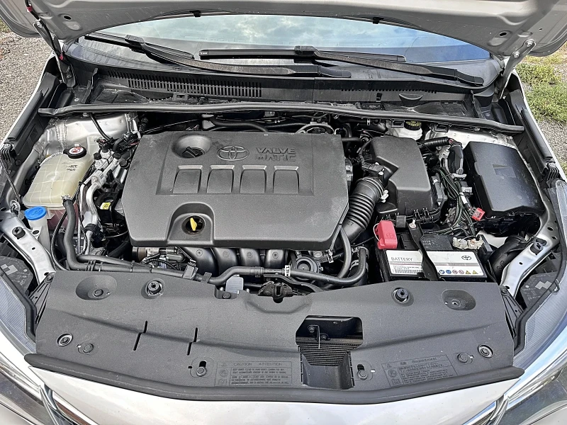 Toyota Avensis LPG!!! 1.8 Valvematic (147 Hp) , снимка 12 - Автомобили и джипове - 52487726