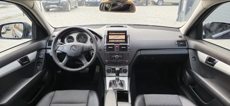 Mercedes-Benz C 320 AVANTGARDE / AMG , снимка 9 - Автомобили и джипове - 52437849