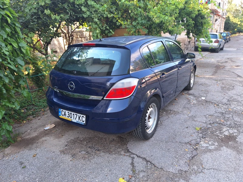 Opel Astra H 1.7cdti, снимка 3 - Автомобили и джипове - 52117140