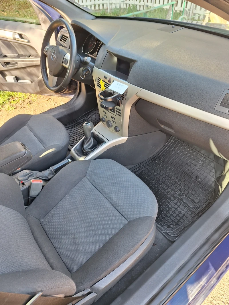 Opel Astra H 1.7cdti, снимка 6 - Автомобили и джипове - 52117140