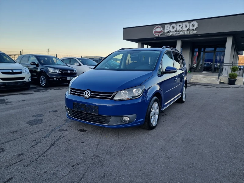 VW Touran 1.6TDI, снимка 2 - Автомобили и джипове - 52202011