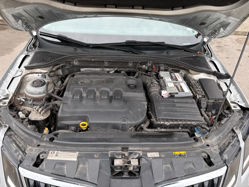 Skoda Octavia, снимка 7 - Автомобили и джипове - 52640214
