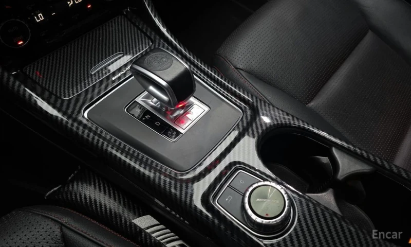 Mercedes-Benz A45 AMG, снимка 9 - Автомобили и джипове - 52919042