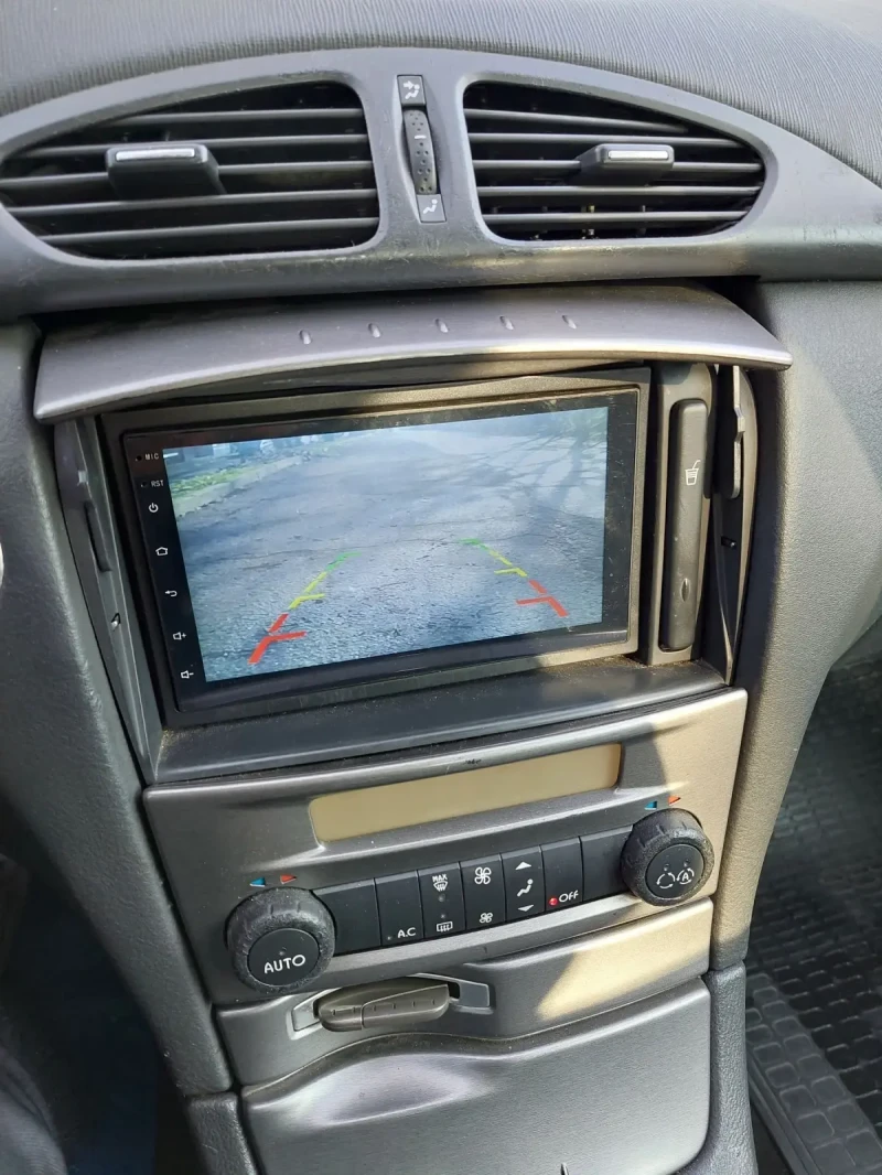 Renault Laguna 2, снимка 11 - Автомобили и джипове - 53405505