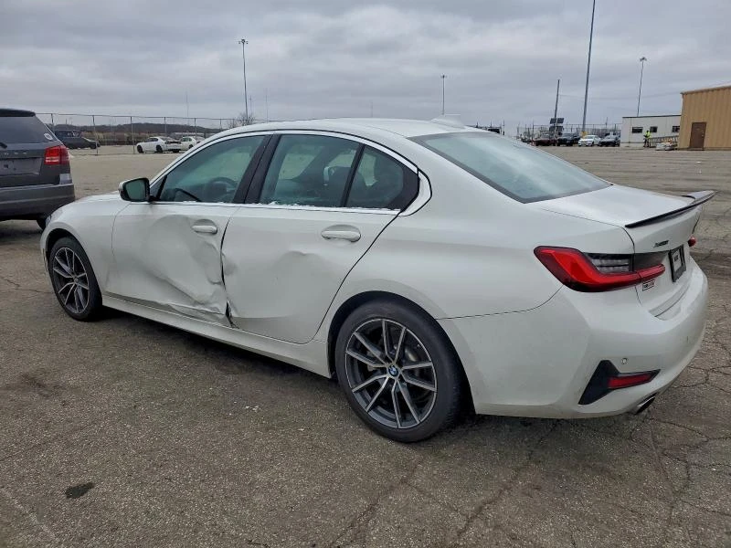 BMW 330 2.0L 4 All wheel drive, снимка 7 - Автомобили и джипове - 53130175