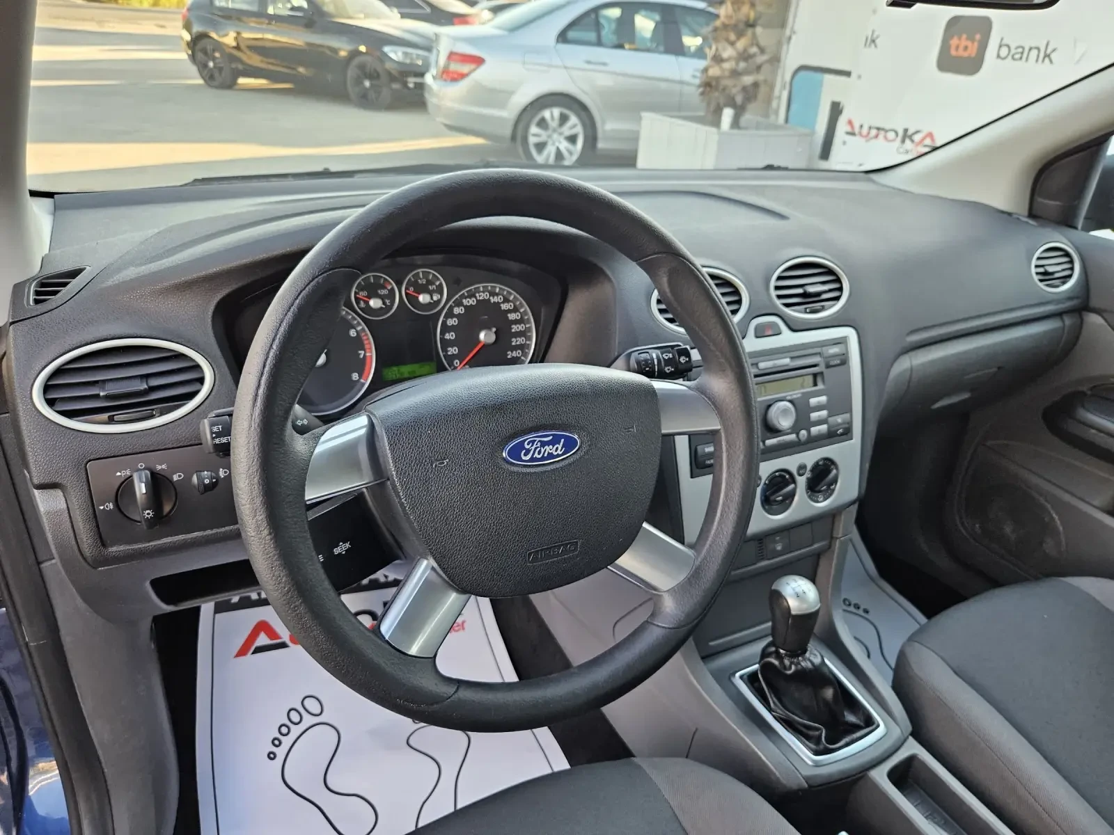 Ford Focus 1.6i-101кс= КЛИМАТИК= ТЕГЛИЧ - изображение 8