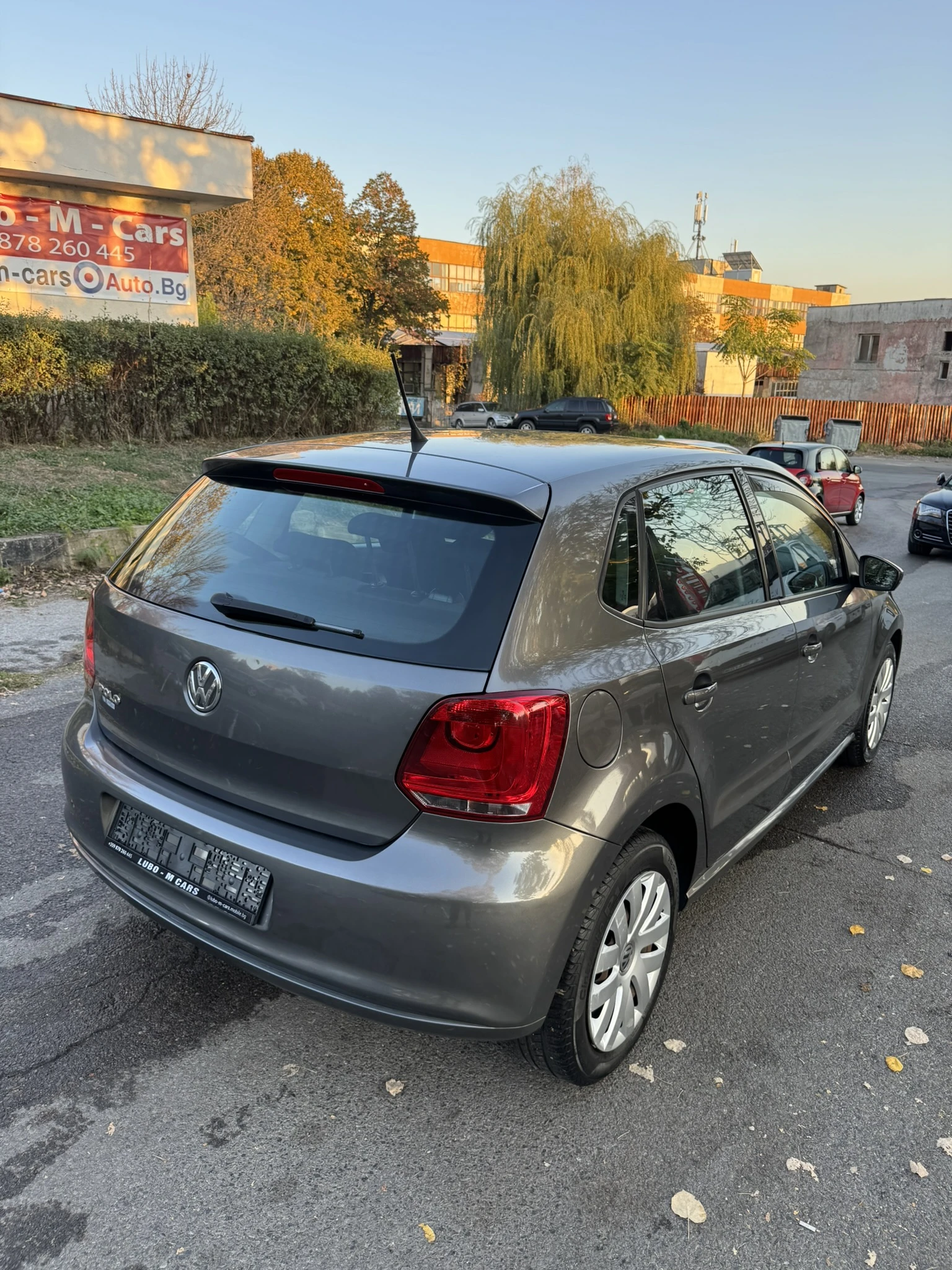 VW Polo 1.2i-Фабрична ГАЗ* ЛИЗИНГ* ТОП СЪСТОЯНИЕ*  - изображение 5