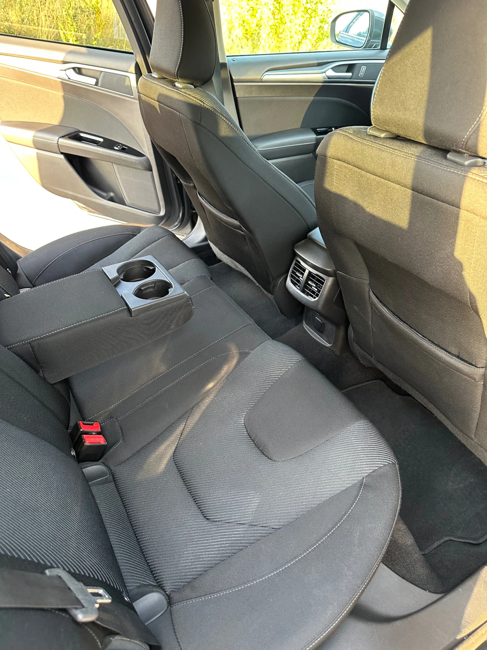 Ford Mondeo KEYLESS/������/SYNC/CAR PLAY/DYNAMIC LED/AMBIENT | Mobile.bg � ����������� 11