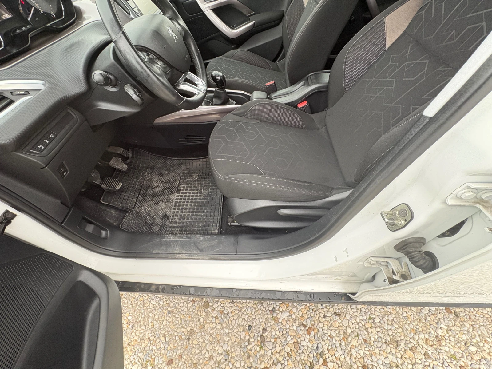 Peugeot 2008 | Mobile.bg   13