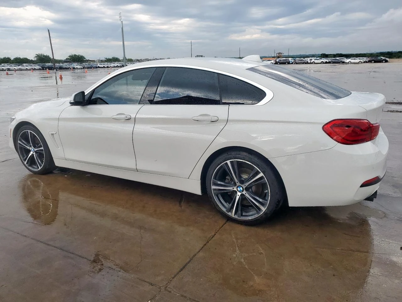 BMW 430 Gran Coupe* 4x4* ПОДГРЕВИ* видео на двигателя - изображение 2