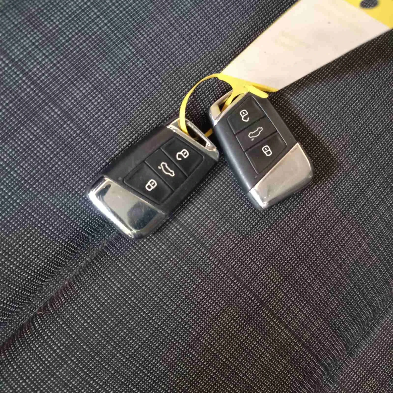 VW Passat R-LINE 2.0 TDI 190 . | Mobile.bg   14