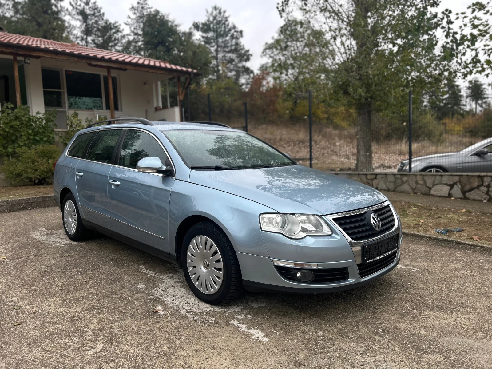 VW Passat 2.0TDI COMMONRAIL - изображение 2