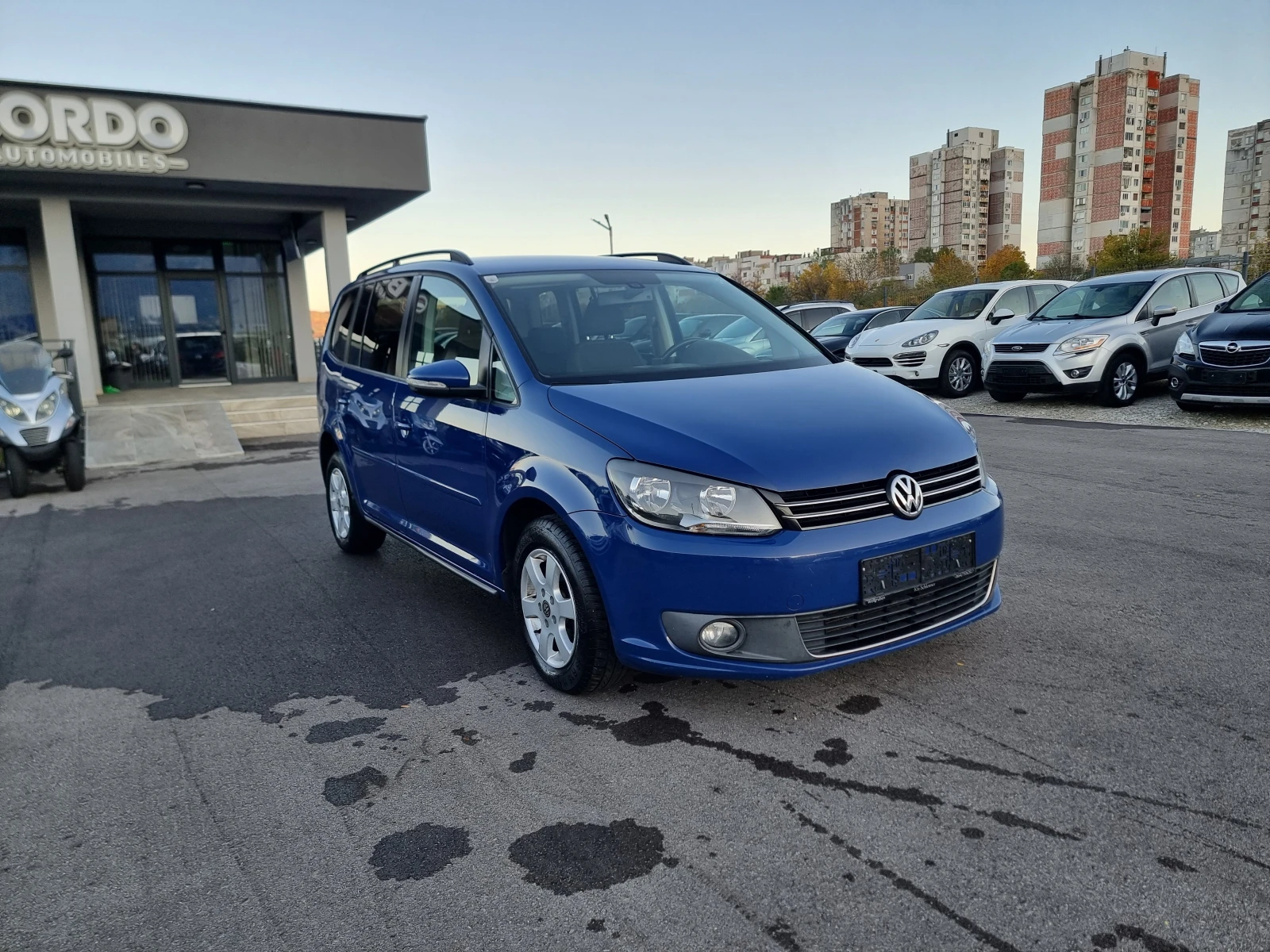 VW Touran 1.6TDI | Mobile.bg — изображение 8