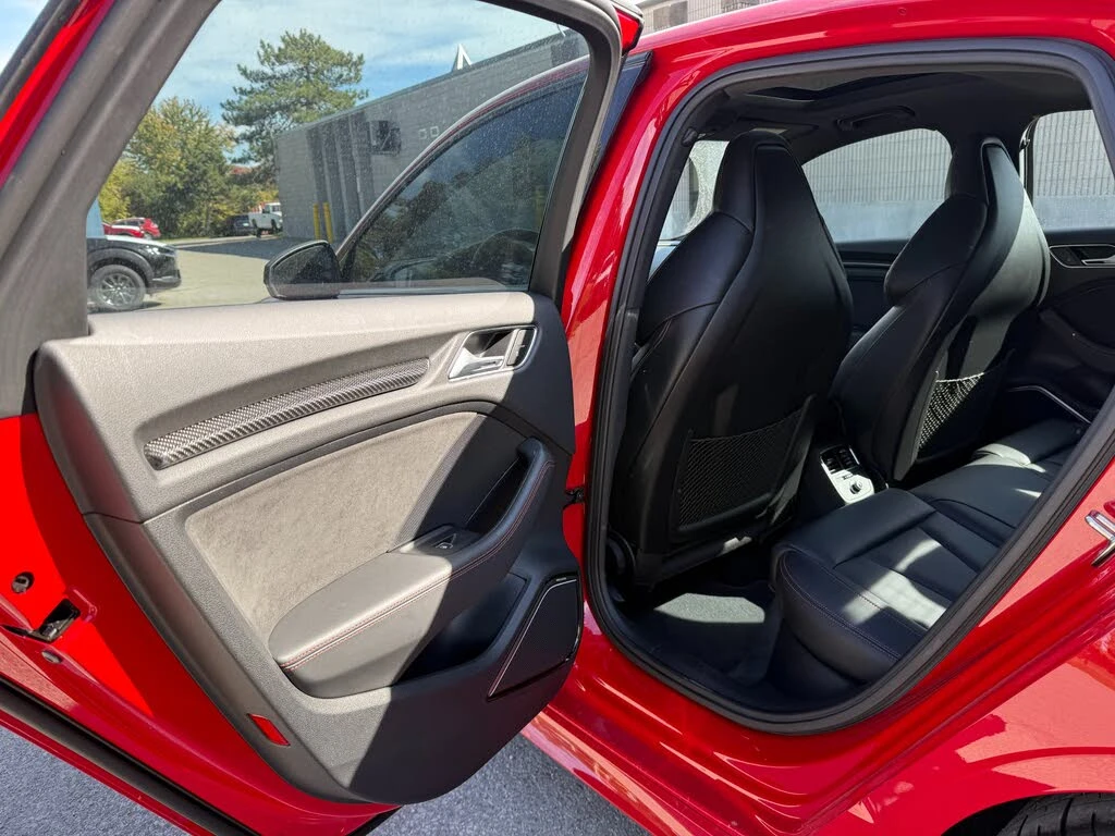 Audi Rs3 *  *    *   *  | Mobile.bg   13