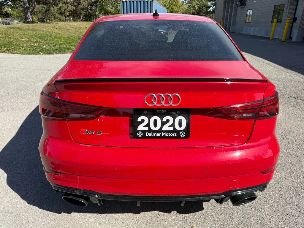 Audi Rs3 * АВТО КРЕДИТ* ЦЕНА ДО БГ * СЕРВИЗНА ИСТОРИЯ *  - изображение 6