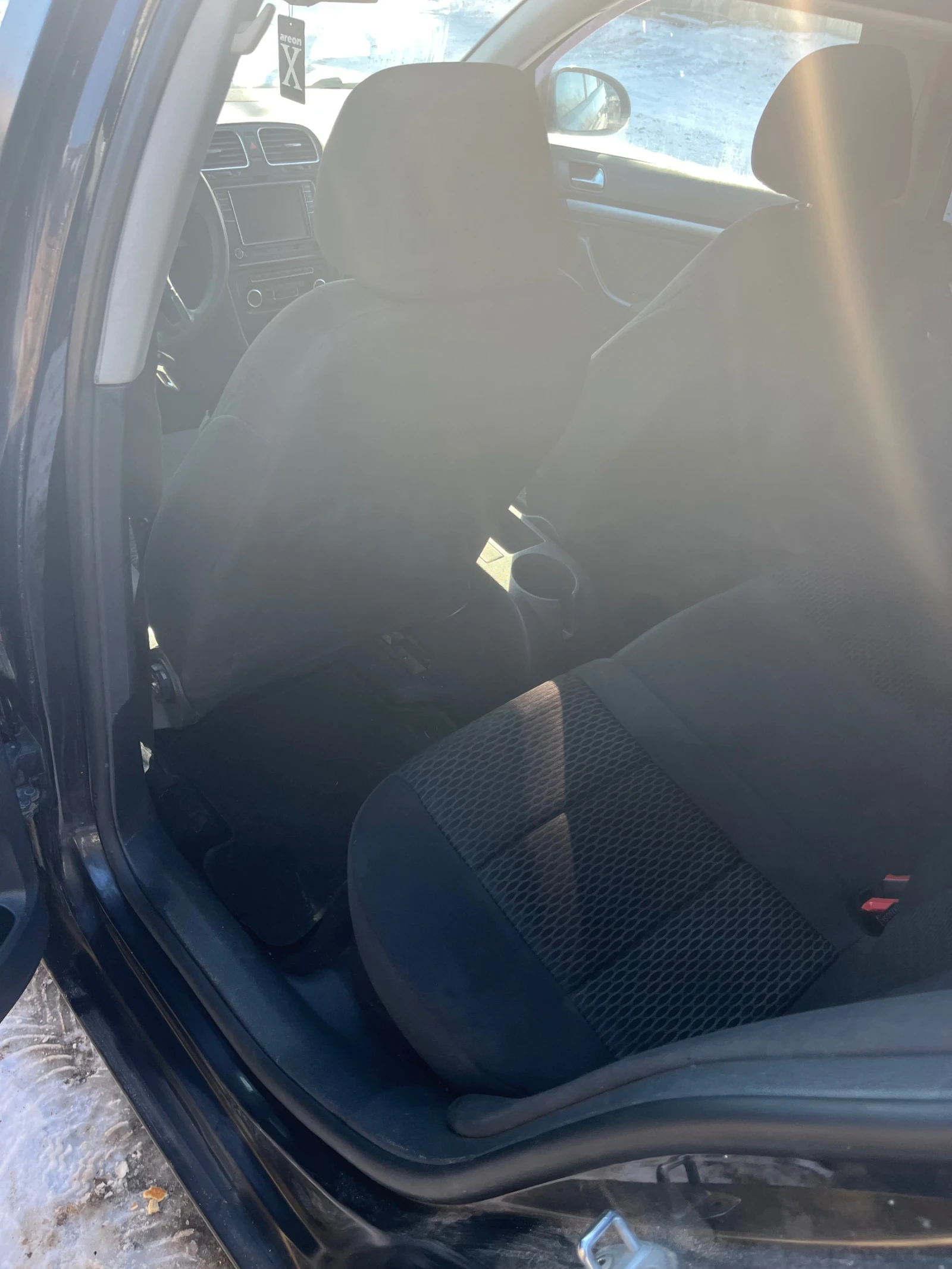 VW Golf 1.6TDI | Mobile.bg � ����������� 9