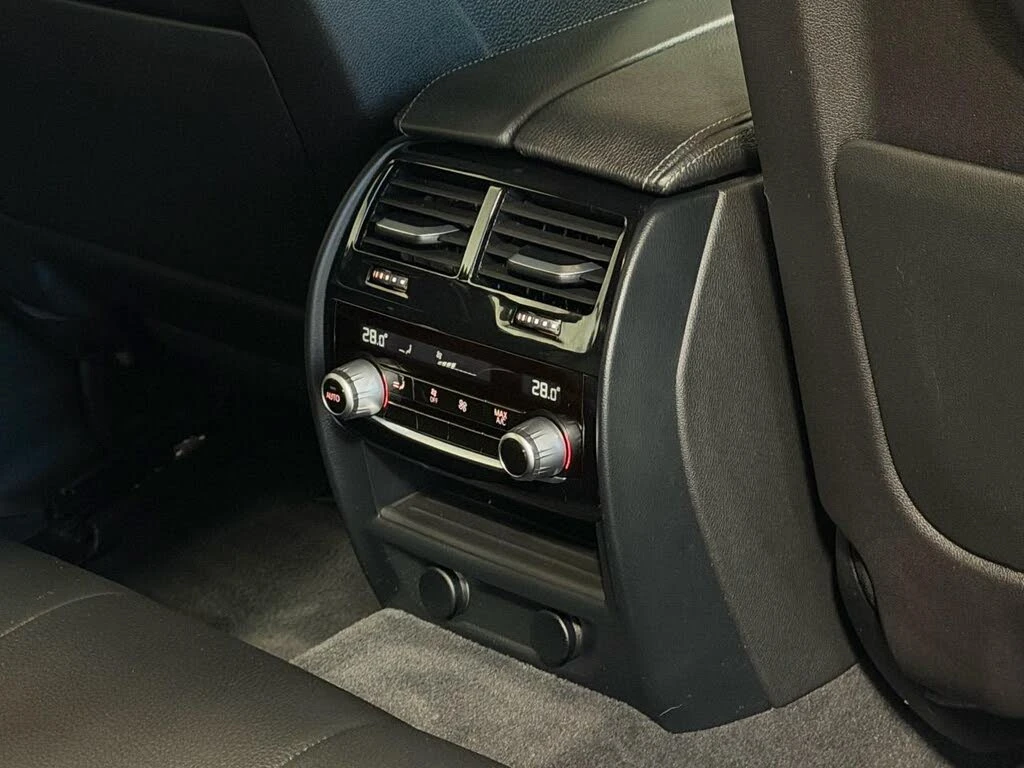 BMW 530 xDrive* Sedan* ����������* (���� �� ��) | Mobile.bg � ����������� 15