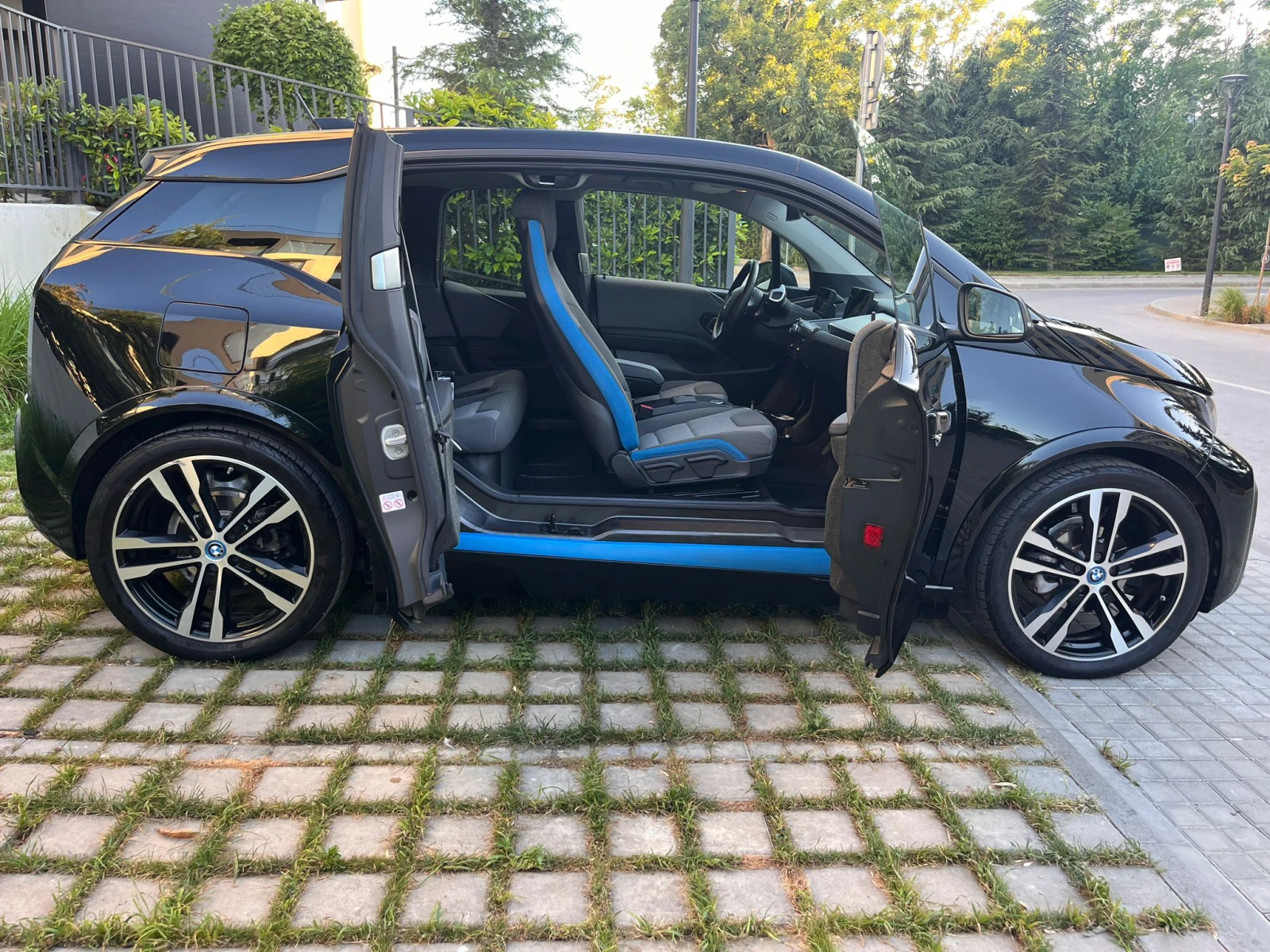 BMW i3 i3s - изображение 9