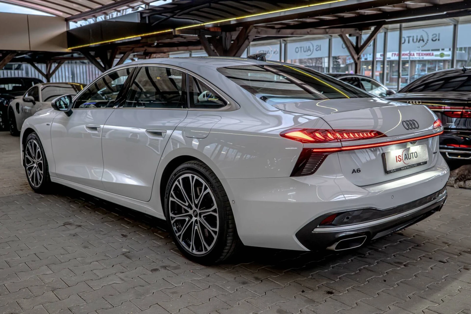 Audi A6 2.0TFSI/Hybrid/Quattro/Камера 360/Амбиент/Дистрони - изображение 6