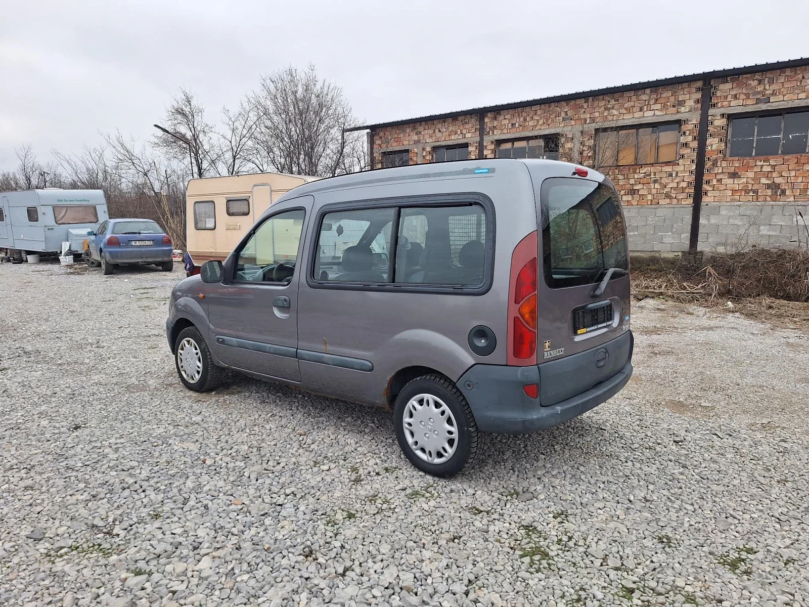 Renault Kangoo 1.4i klima , снимка 3 - Автомобили и джипове - 53968695