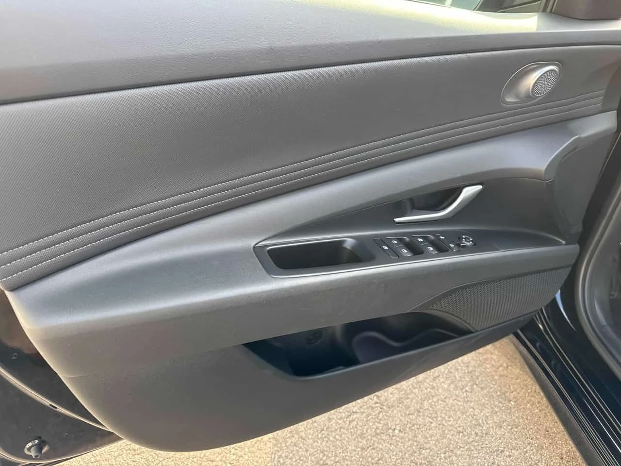 Hyundai Elantra * Preferred * CARFAX * 2 КЛЮЧА * ПАНО * KEYLESS, снимка 12 - Автомобили и джипове - 54145567