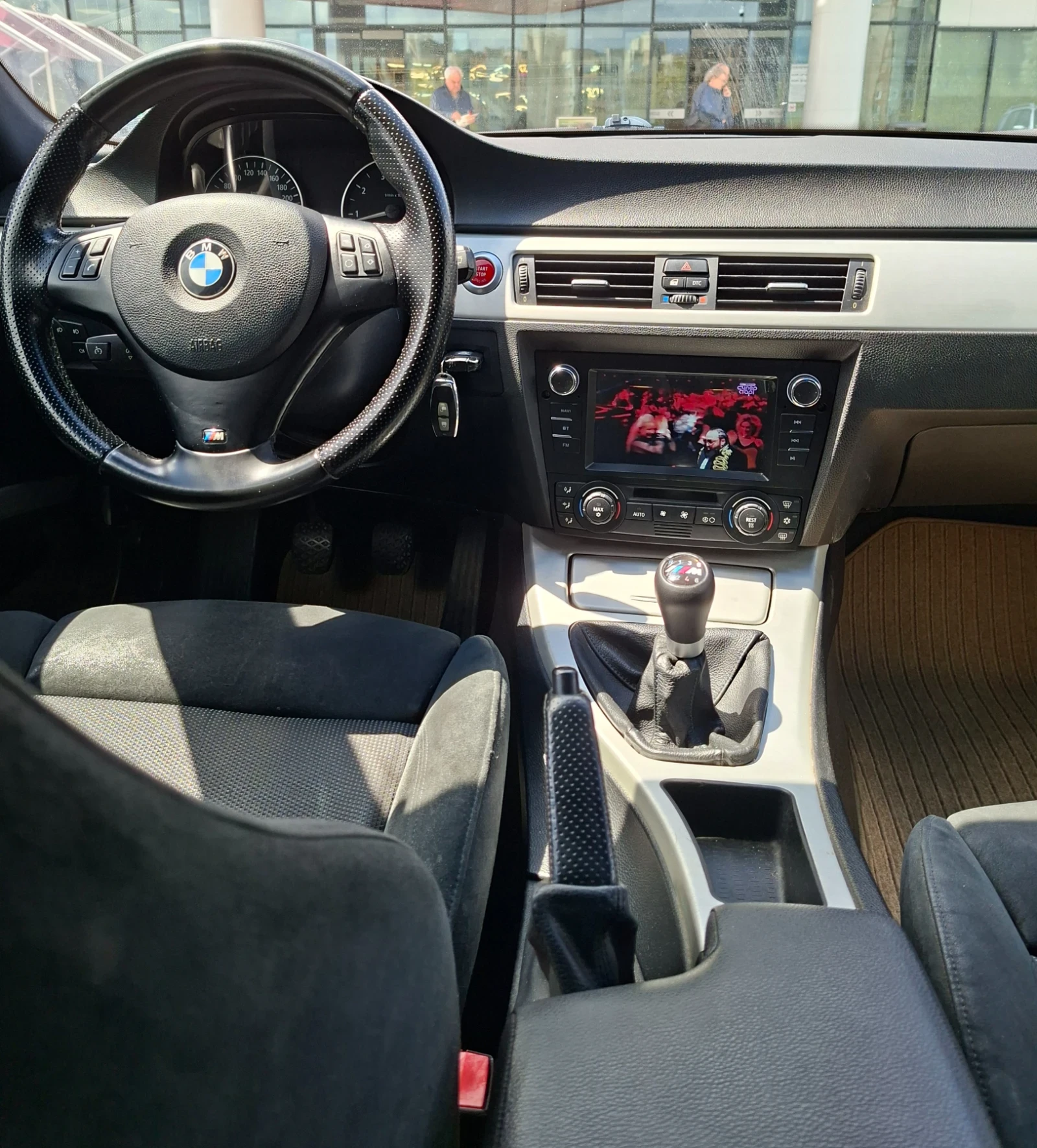 BMW 320 Газ-Бензин, снимка 6 - Автомобили и джипове - 54401998