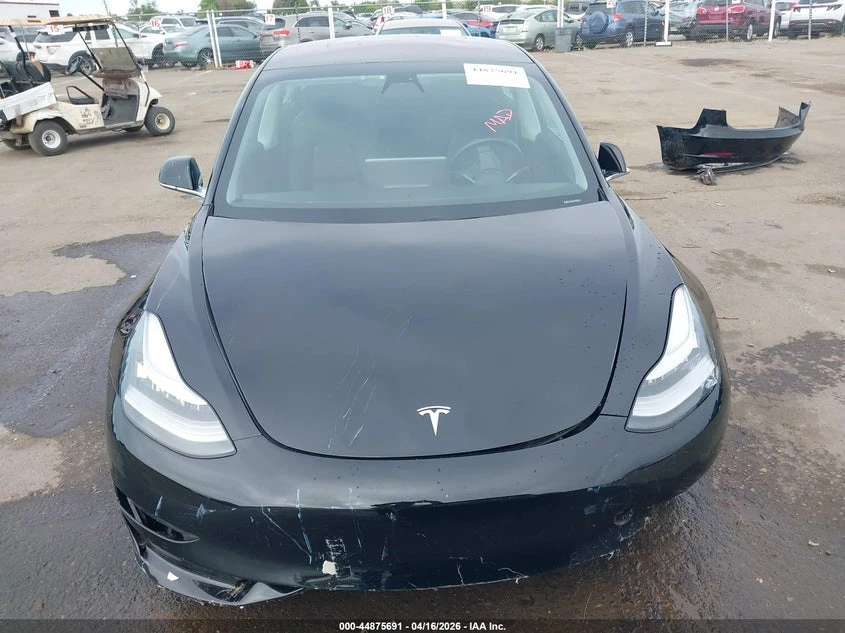Tesla Model 3 Long Range/Performance * КРАЙНА ЦЕНА* , снимка 12 - Автомобили и джипове - 54488201