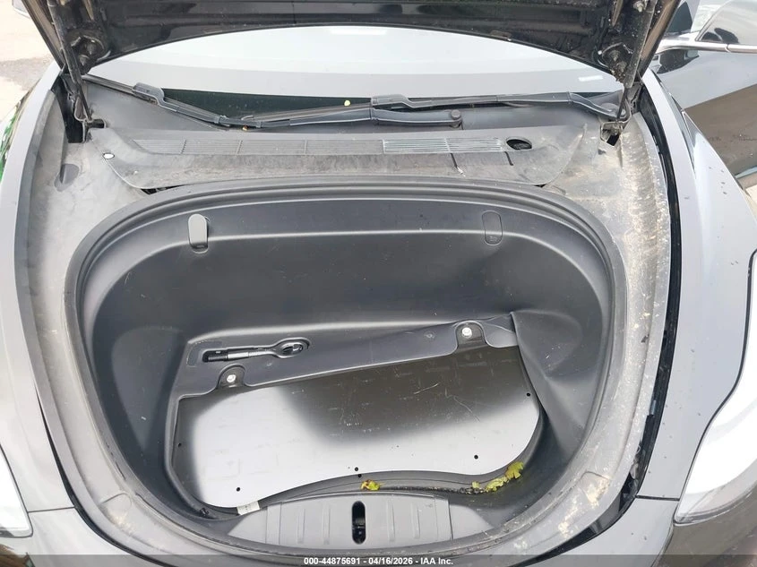 Tesla Model 3 Long Range/Performance * КРАЙНА ЦЕНА* , снимка 10 - Автомобили и джипове - 54488201
