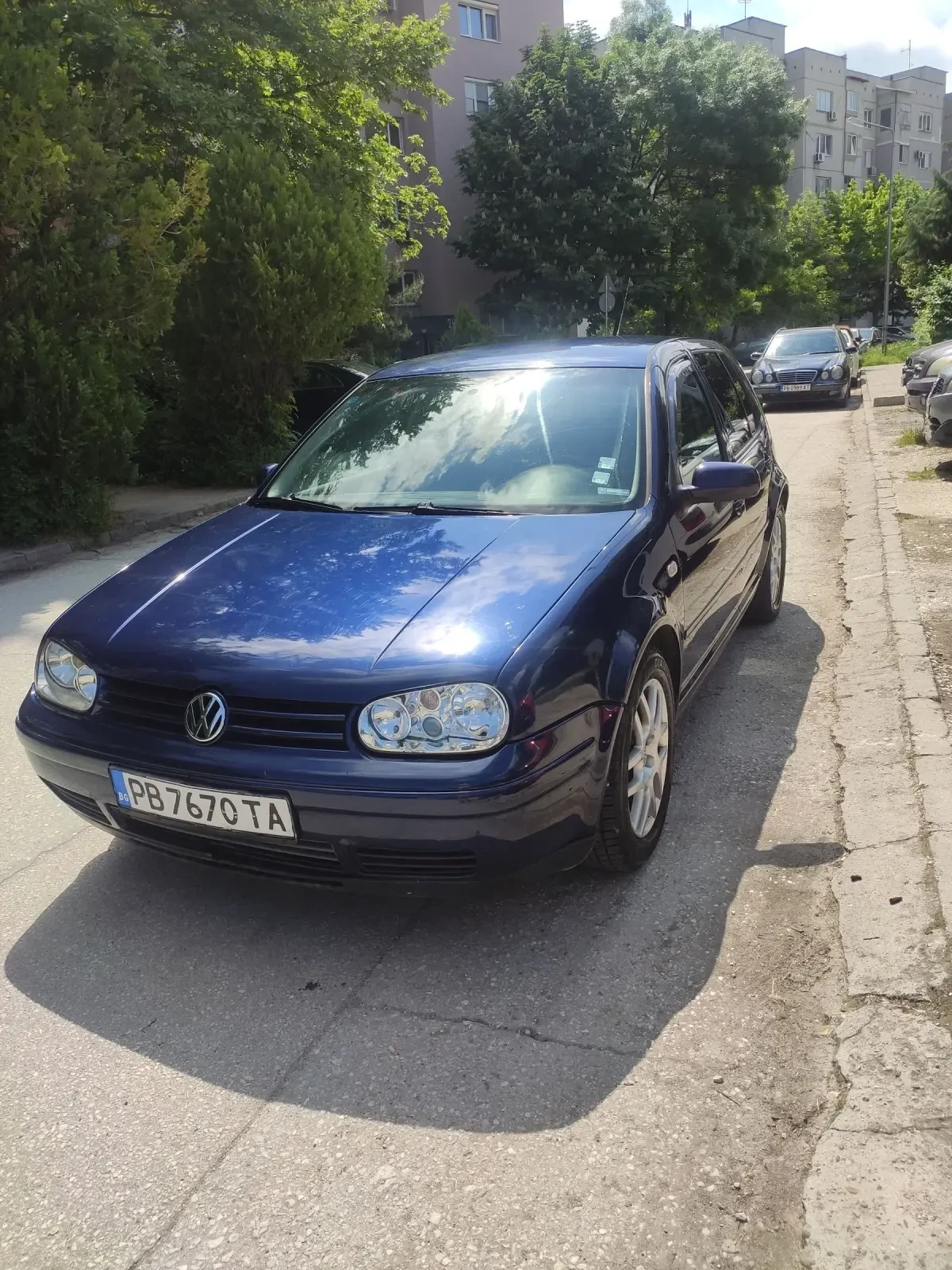 VW Golf