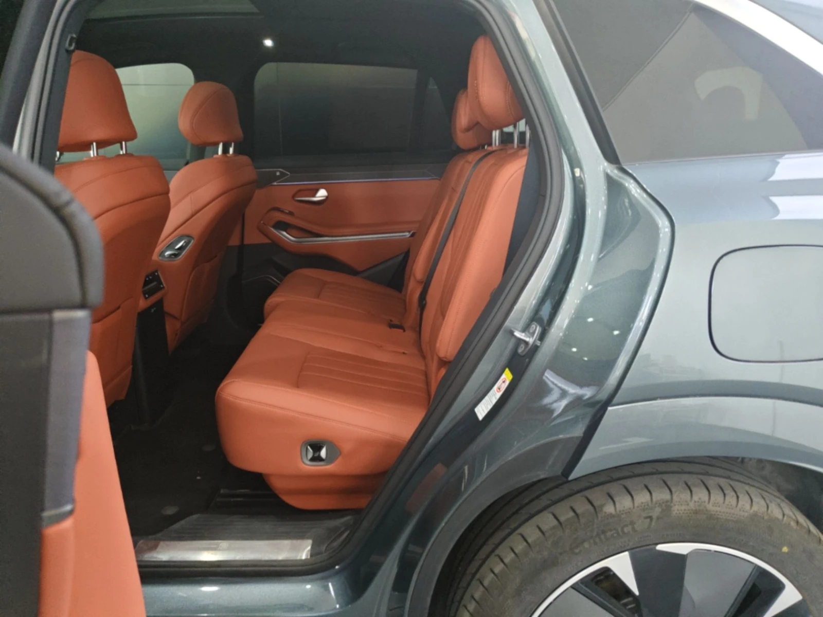 BYD Tang Tang L AWD DM-i Drone Player Edition, снимка 15 - Автомобили и джипове - 54563810