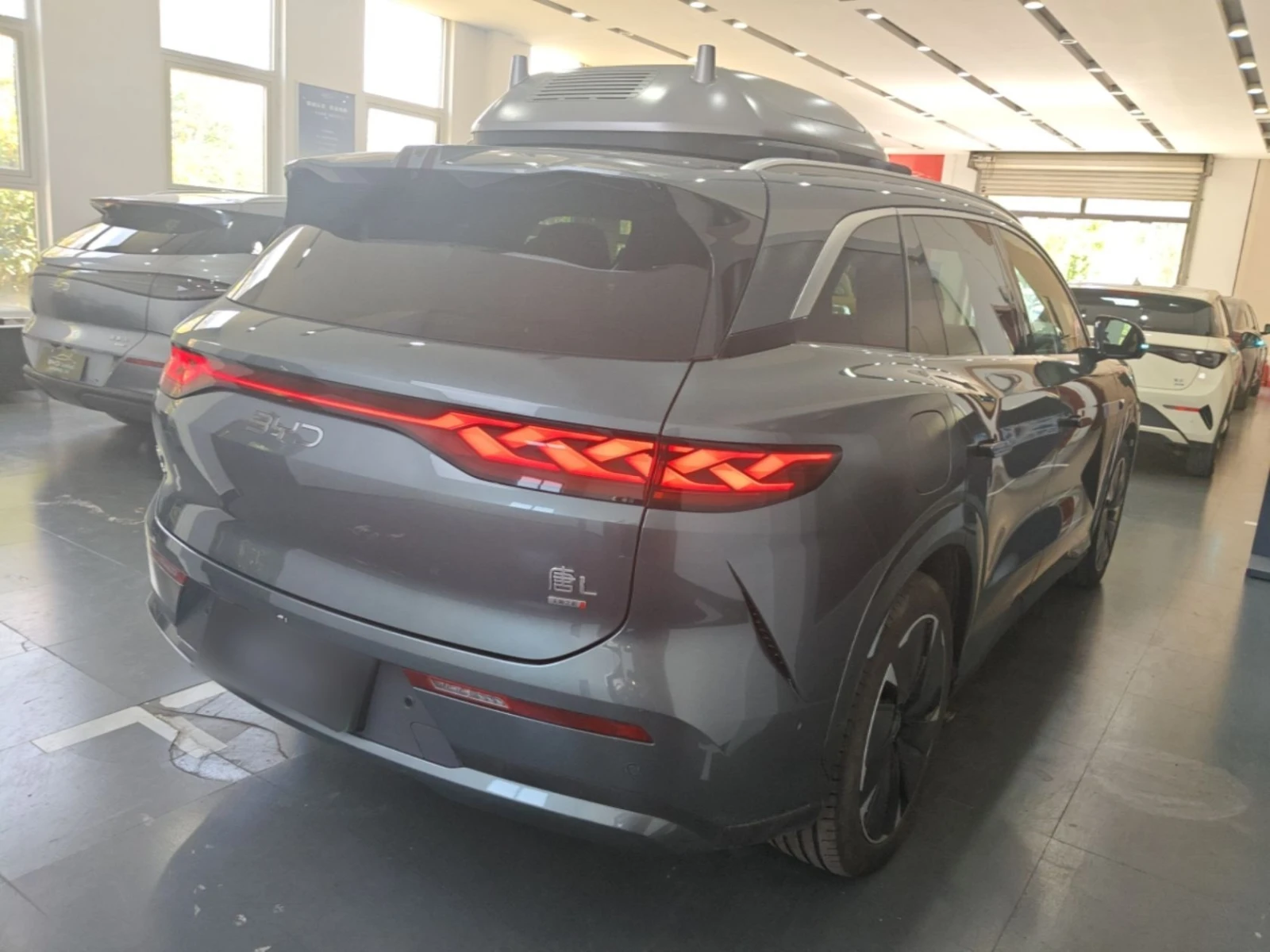 BYD Tang Tang L AWD DM-i Drone Player Edition, снимка 6 - Автомобили и джипове - 54563810