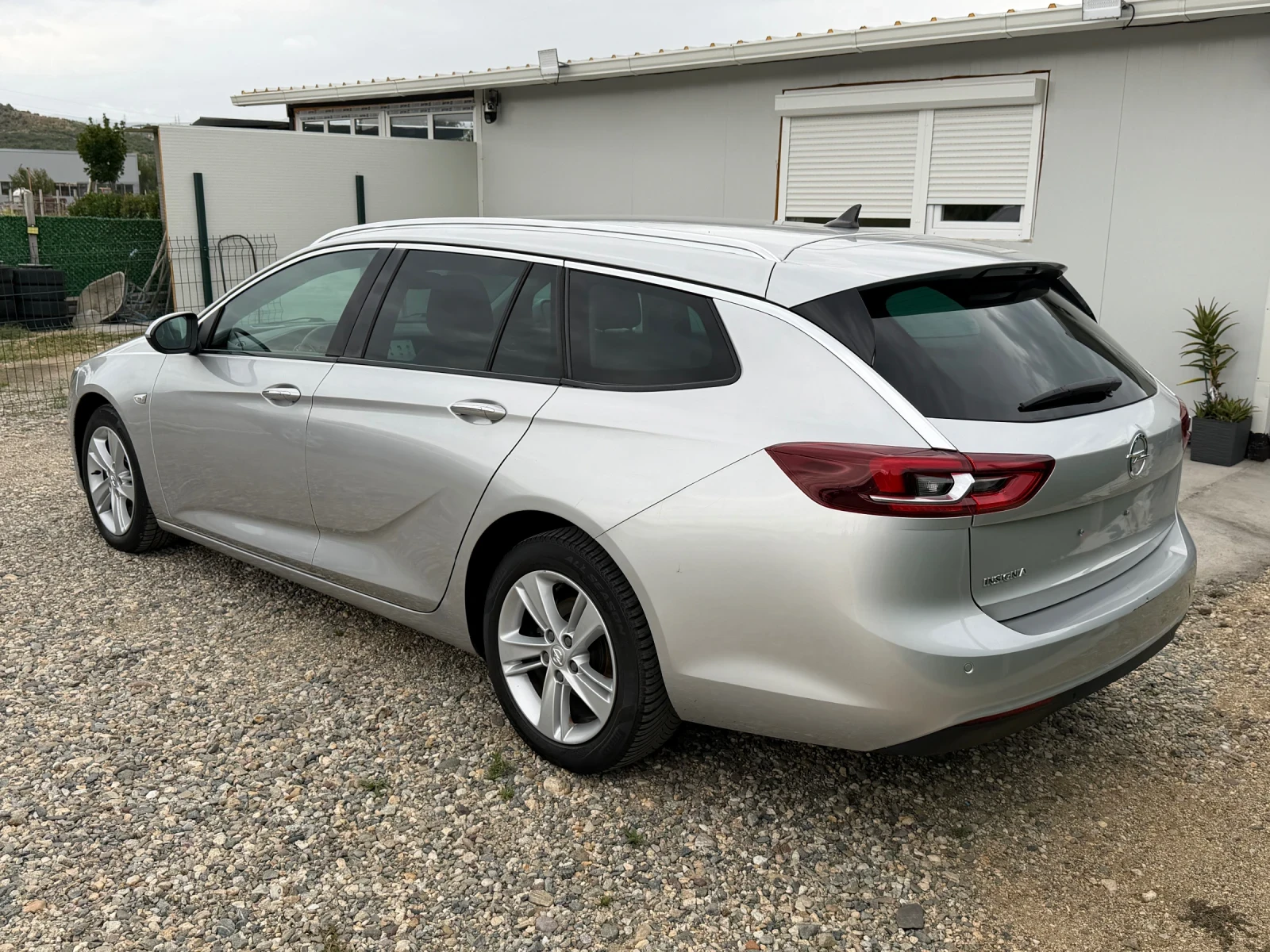 Opel Insignia Automat , снимка 5 - Автомобили и джипове - 55408480