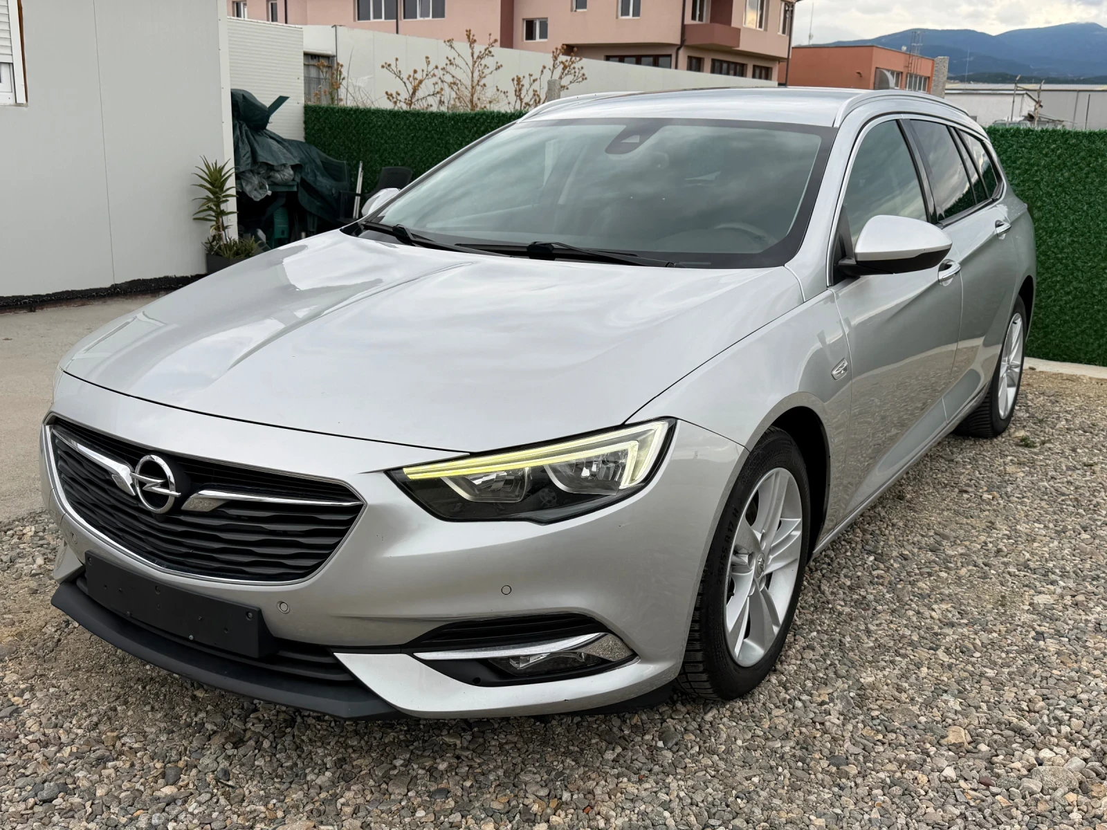 Opel Insignia Automat , снимка 2 - Автомобили и джипове - 55408480