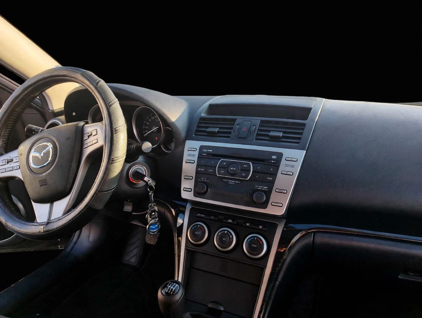 Mazda 6 2.0 MZR-CD, снимка 5 - Автомобили и джипове - 55417197