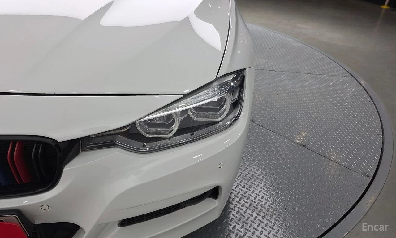 BMW 330 * ФИКСИРАНА ЦЕНА ДО БЪЛГАРИЯ * АВТОКРЕДИТ, снимка 8 - Автомобили и джипове - 55423291