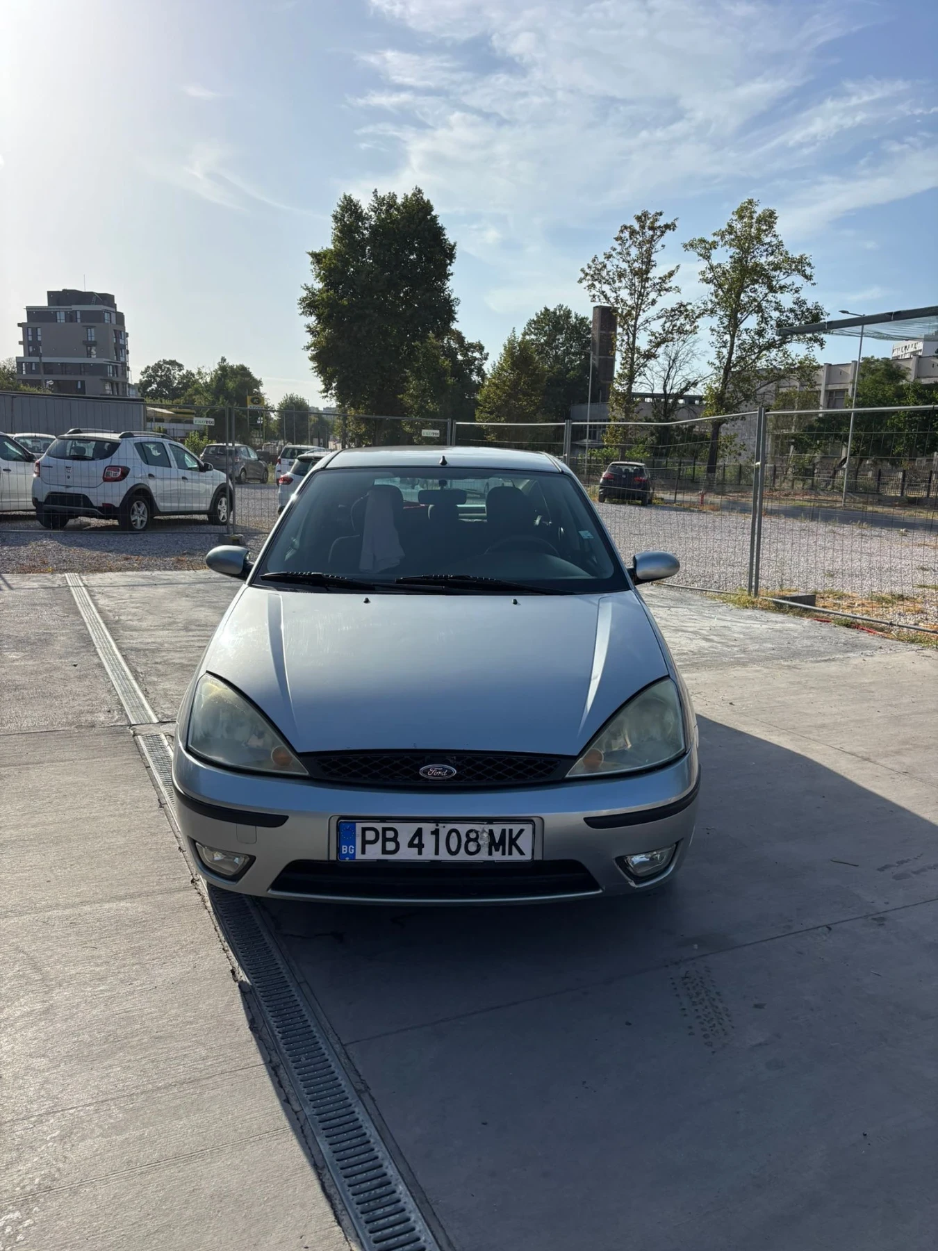 Ford Focus 1.6 бензин