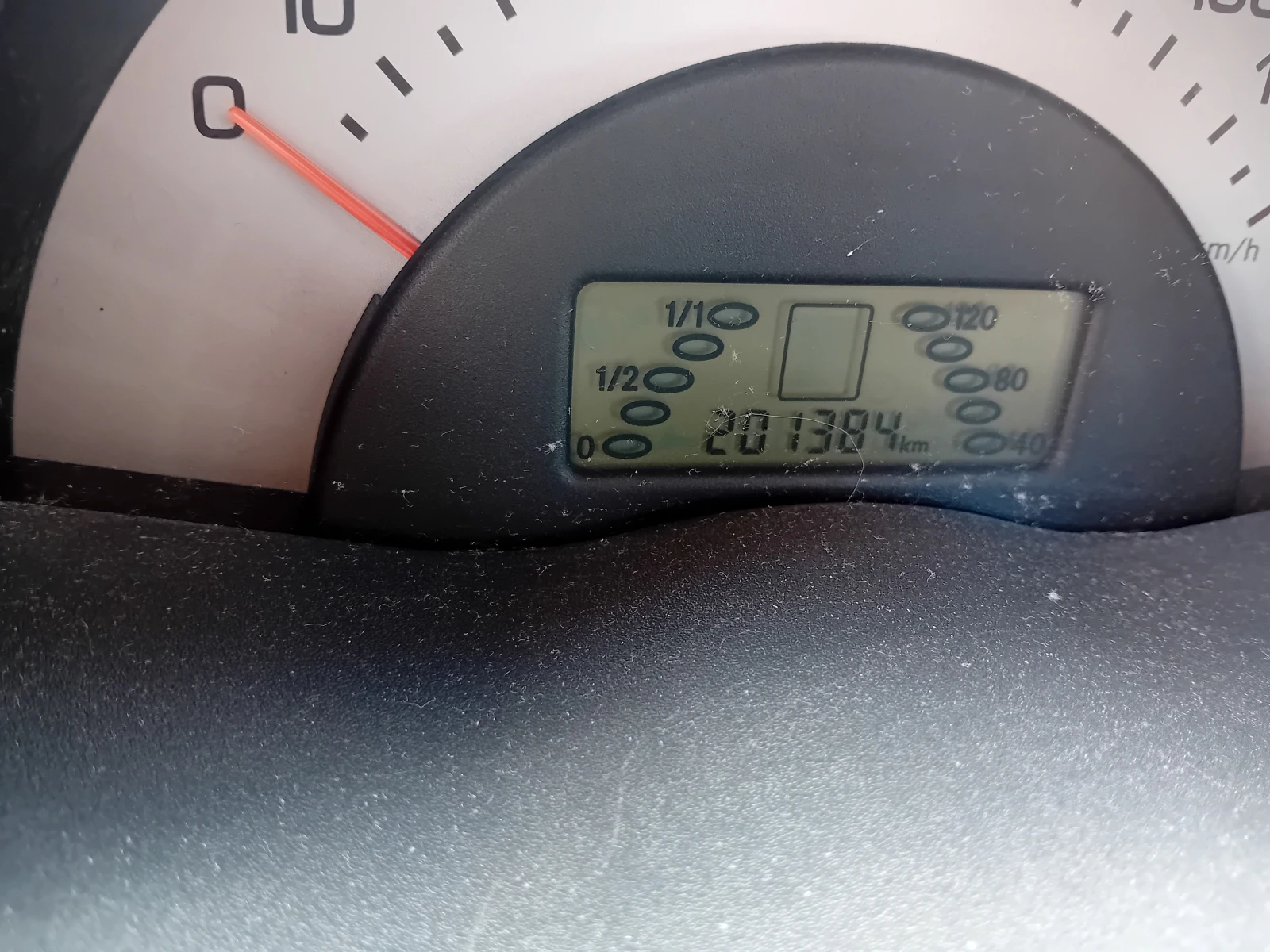 Smart Fortwo хечбек, снимка 6 - Автомобили и джипове - 56213798