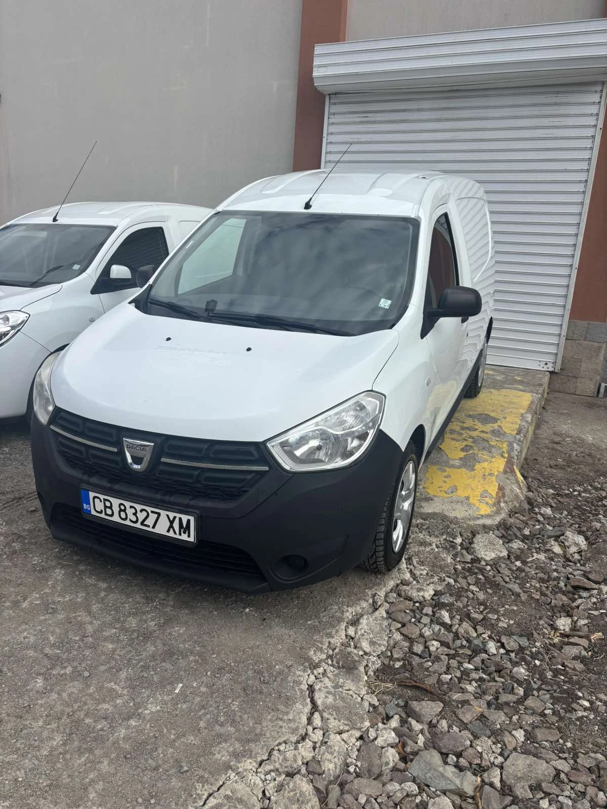 Dacia Dokker, снимка 5 - Автомобили и джипове - 56309380